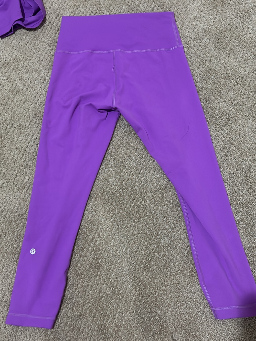 Lululemon purple cropped leggings - Picture 2 of 3